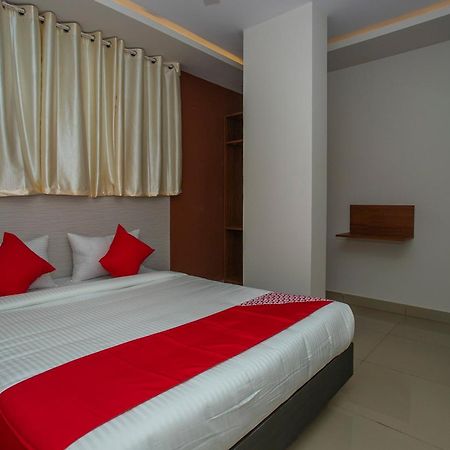 העיר בנגלור Hotel O Varcity Phi Premium Pavilion ,Above Hdfc Bank ,Near Anjaneya Temple Madiwala, Hosur Main R מראה חיצוני תמונה