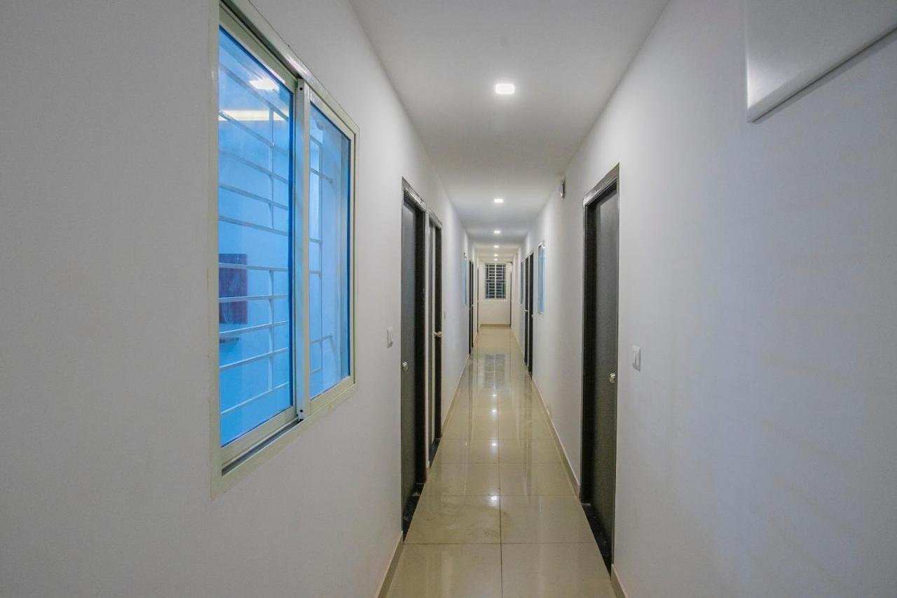 העיר בנגלור Hotel O Varcity Phi Premium Pavilion ,Above Hdfc Bank ,Near Anjaneya Temple Madiwala, Hosur Main R מראה חיצוני תמונה